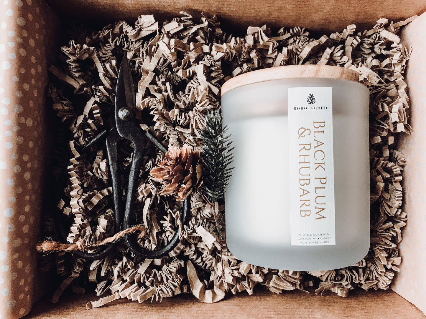BLACK FIG & VETIVER scented candle SMALL